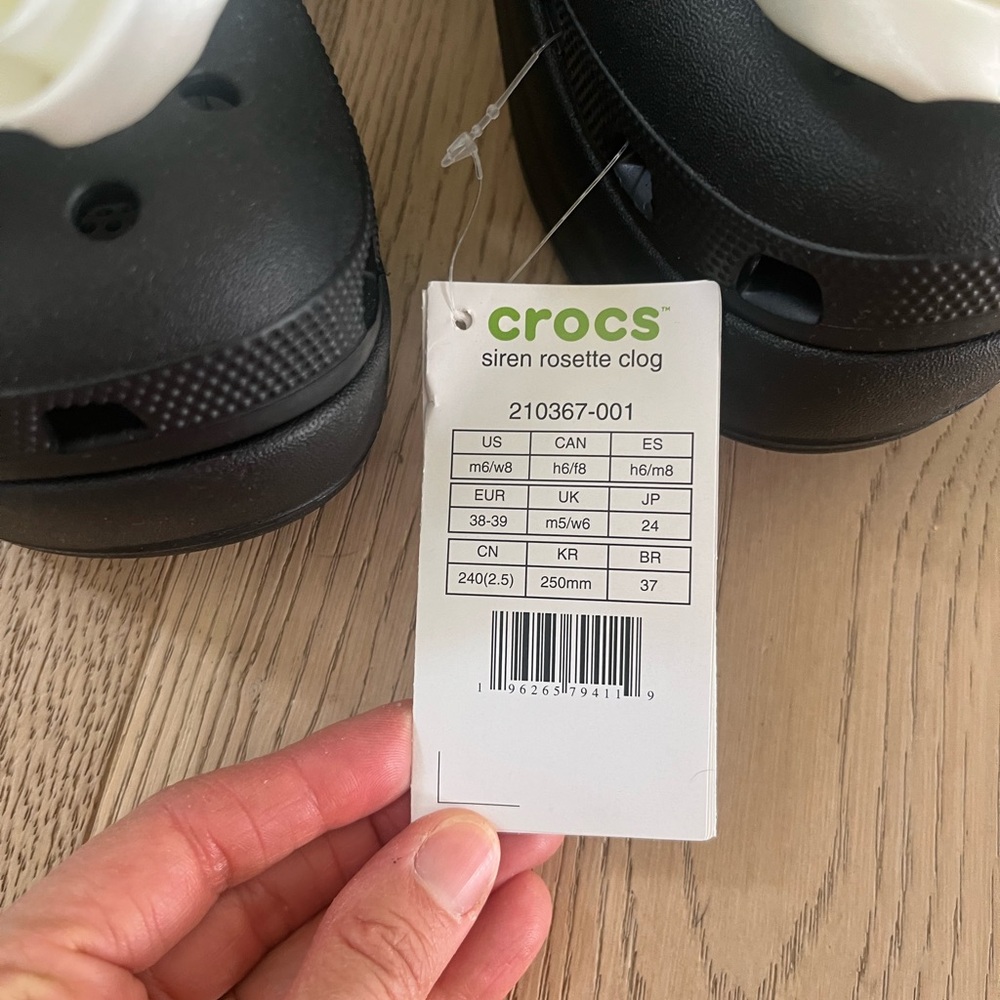 CROCS Siren Embellished Rosette Platform Clog, NWT - Picture 3 of 5